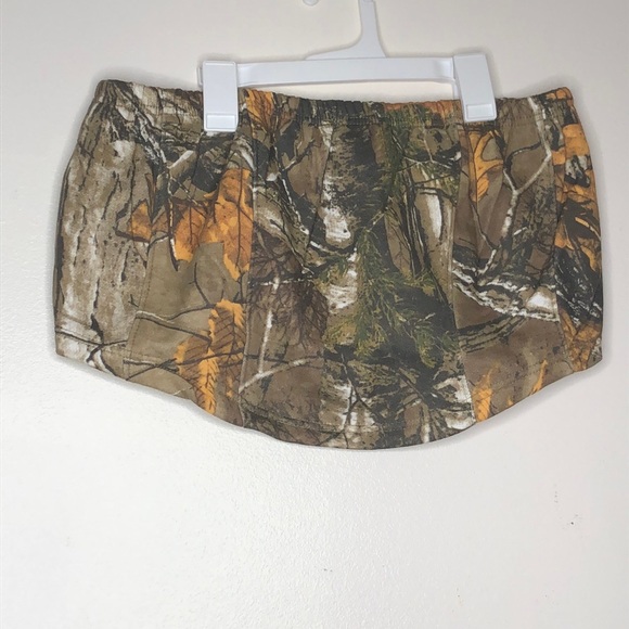 Camo Forest Crop Top - Picture 3 of 6